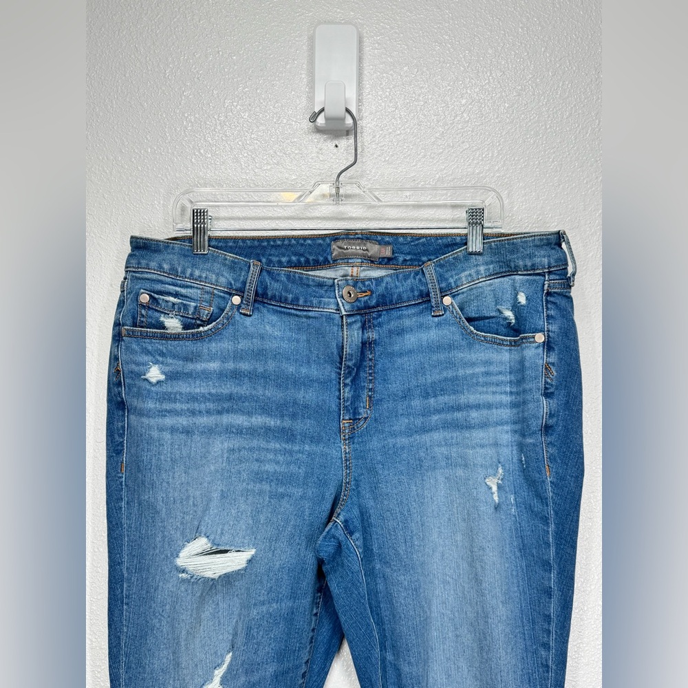 Torrid Feel the Fit 16R Distressed Jeans Mid Rise Ankle (Could by Boyfriend) - Picture 2 of 9
